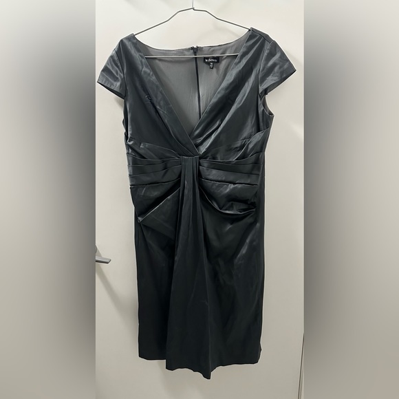 Le chateau midi dress - Picture 1 of 5